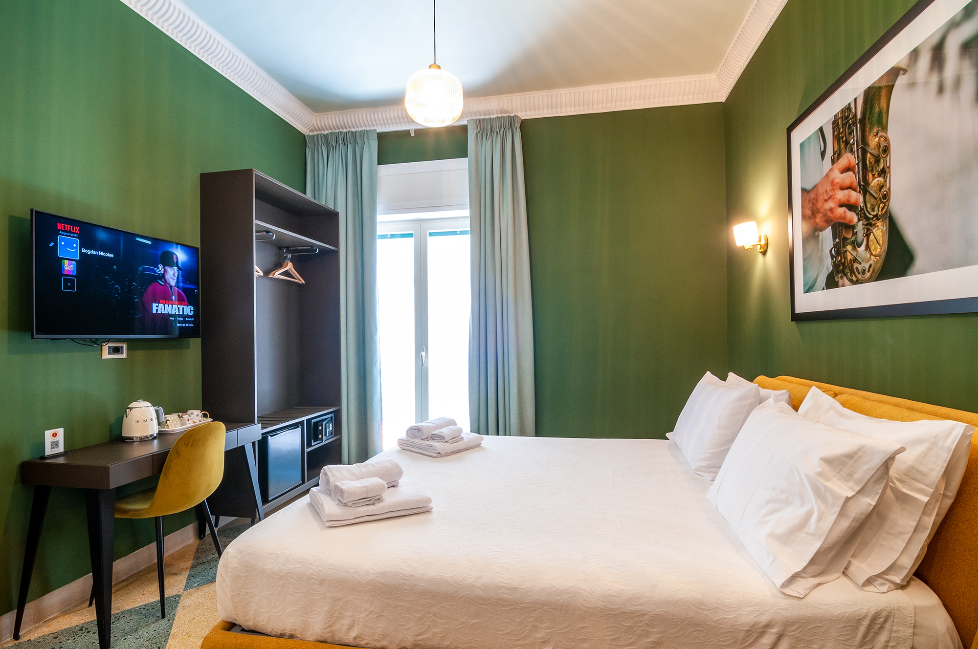 Room Re